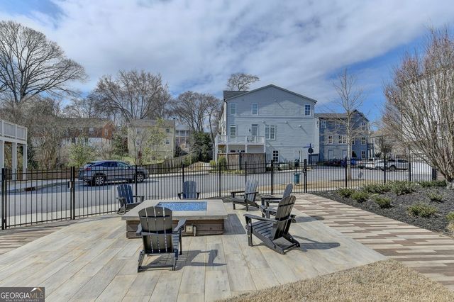 6 Becker Place NW, Atlanta, GA 30307