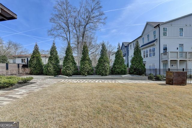 6 Becker Place NW, Atlanta, GA 30307