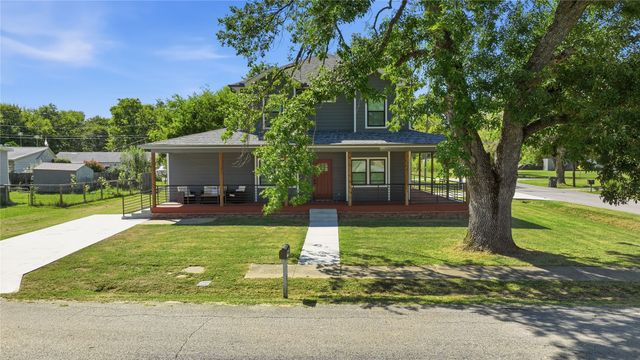 506 Stout Avenue, Kiefer, OK 74041