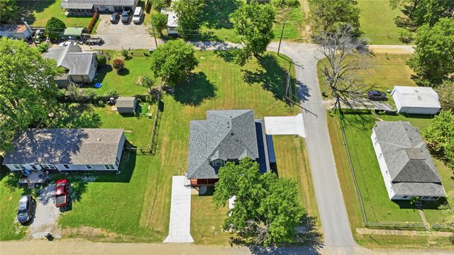 506 Stout Avenue, Kiefer, OK 74041