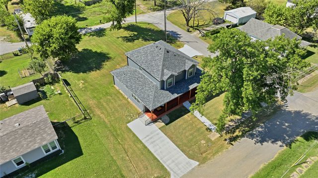 506 Stout Avenue, Kiefer, OK 74041