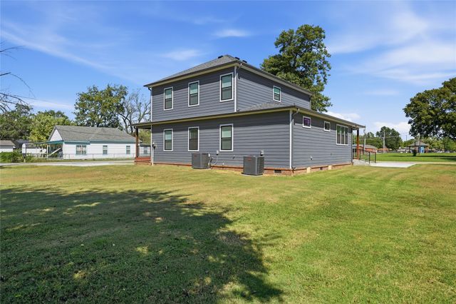506 Stout Avenue, Kiefer, OK 74041