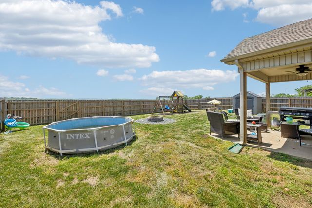 1108 Cardinal Creek Dr, Clarksville, TN 37040