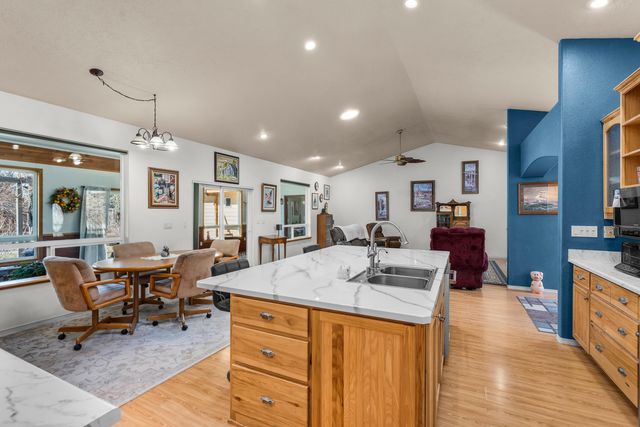 14300 SW Chickadee Road, Terrebonne, OR 97760