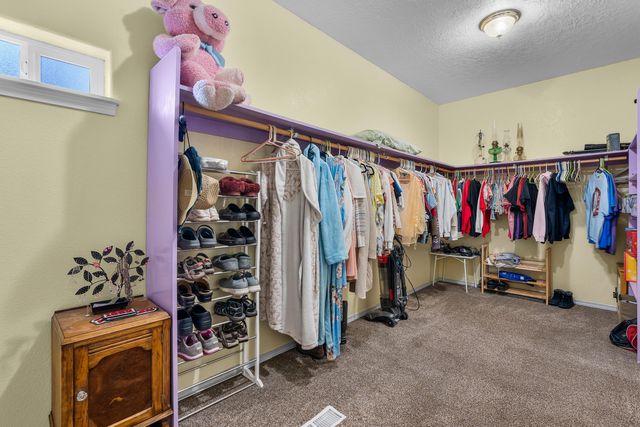 14300 SW Chickadee Road, Terrebonne, OR 97760