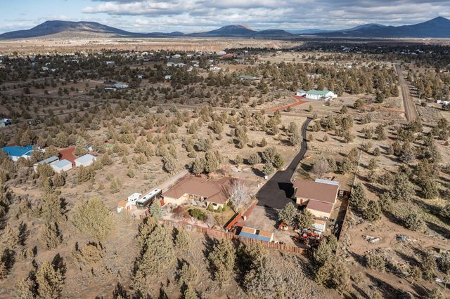 14300 SW Chickadee Road, Terrebonne, OR 97760