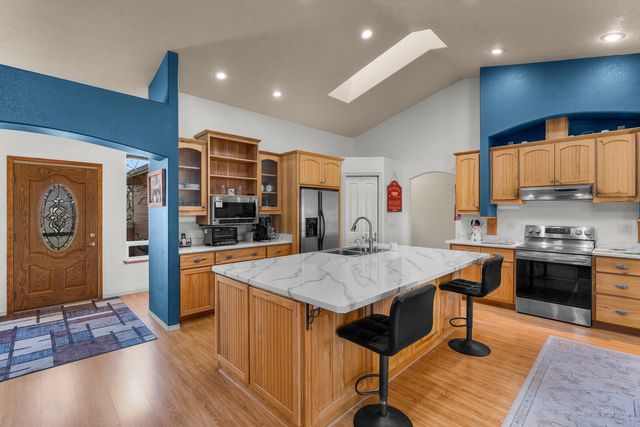 14300 SW Chickadee Road, Terrebonne, OR 97760