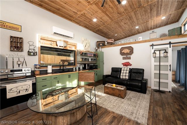 2824 S Coker Street, Greenwood, AR 72936