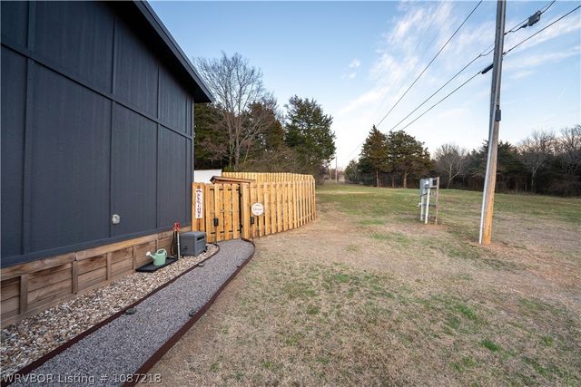 2824 S Coker Street, Greenwood, AR 72936