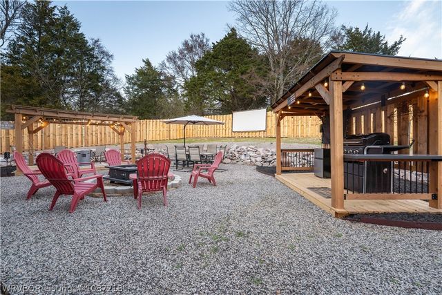 2824 S Coker Street, Greenwood, AR 72936