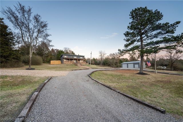 2824 S Coker Street, Greenwood, AR 72936