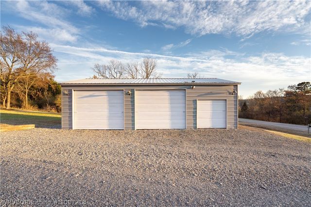 2824 S Coker Street, Greenwood, AR 72936