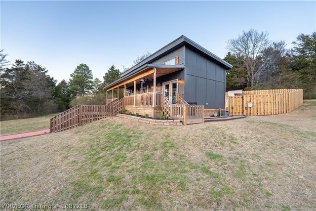2824 S Coker Street, Greenwood, AR 72936