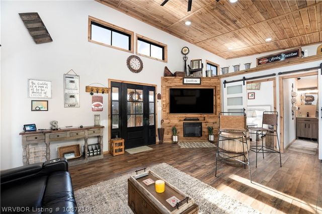 2824 S Coker Street, Greenwood, AR 72936