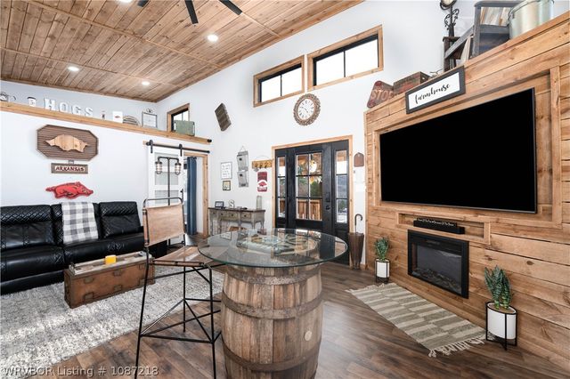 2824 S Coker Street, Greenwood, AR 72936