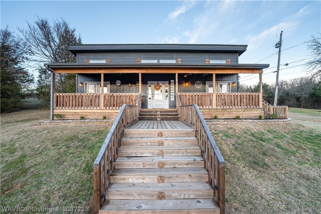 2824 S Coker Street, Greenwood, AR 72936