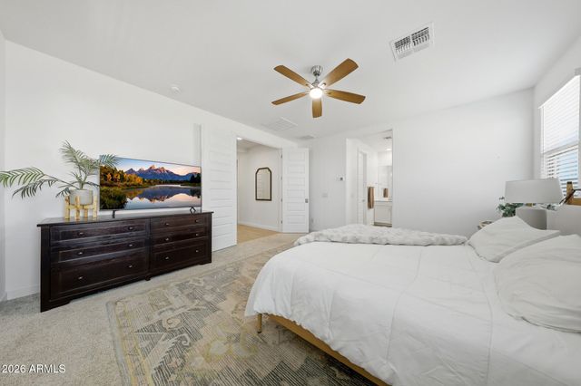 4064 E CATCLAW Street, Gilbert, AZ 85296