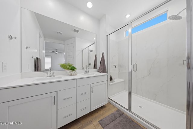 4064 E CATCLAW Street, Gilbert, AZ 85296