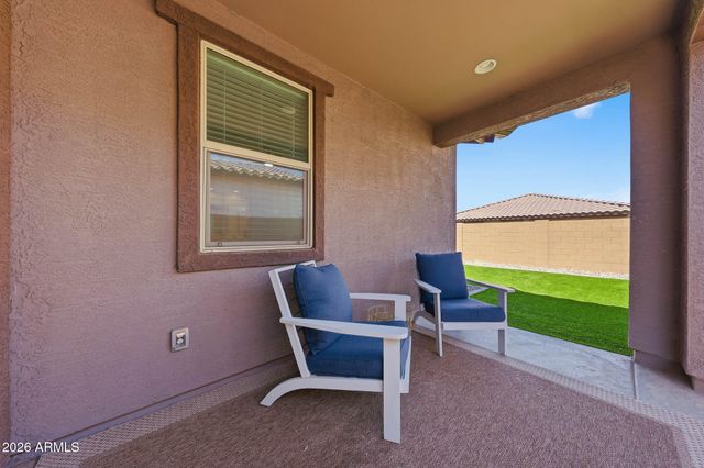 4064 E CATCLAW Street, Gilbert, AZ 85296