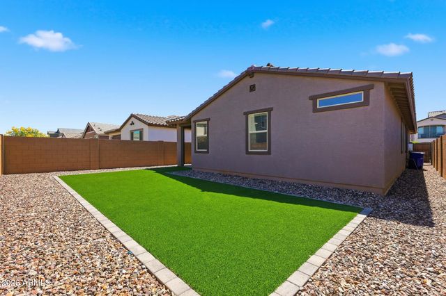 4064 E CATCLAW Street, Gilbert, AZ 85296