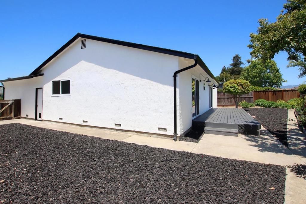 Image 23 of property listing at 714 Heather Court, Watsonville, CA 95076