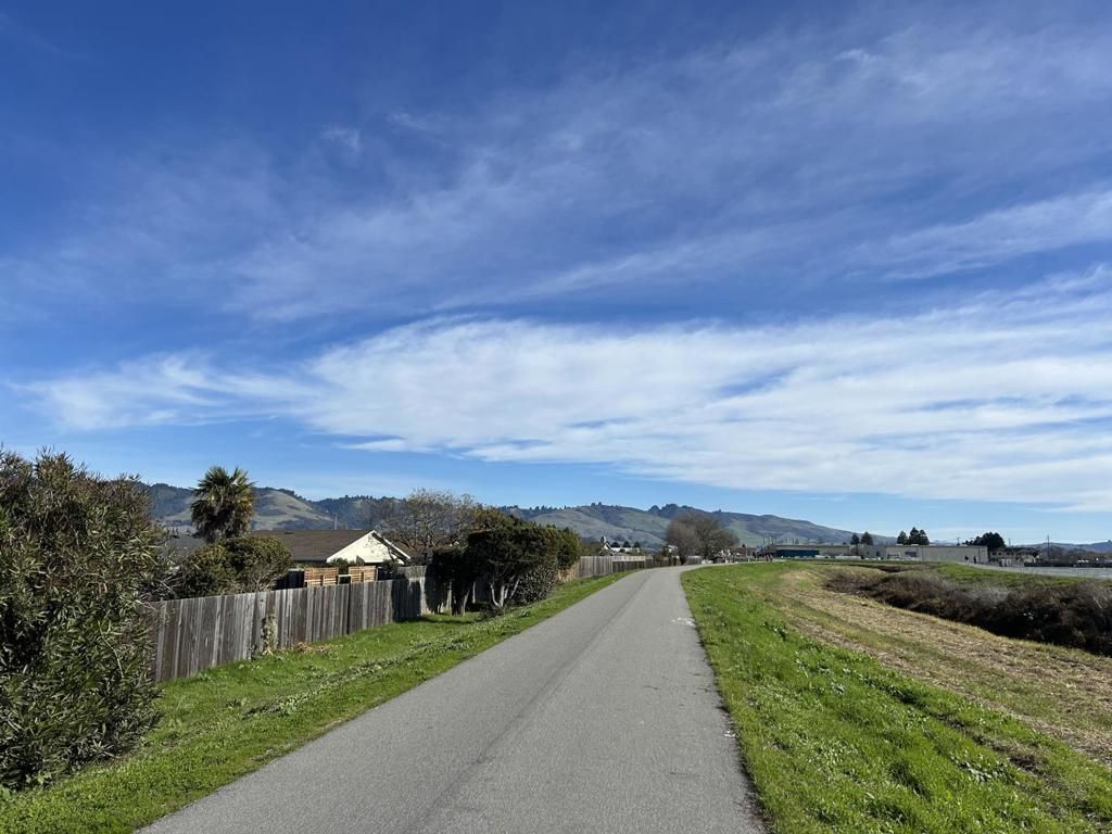 Image 27 of property listing at 714 Heather Court, Watsonville, CA 95076
