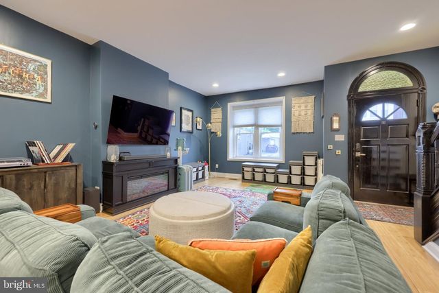 3832 MANAYUNK AVE, Philadelphia, PA 19128