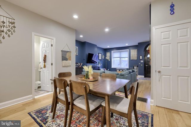 3832 MANAYUNK AVE, Philadelphia, PA 19128