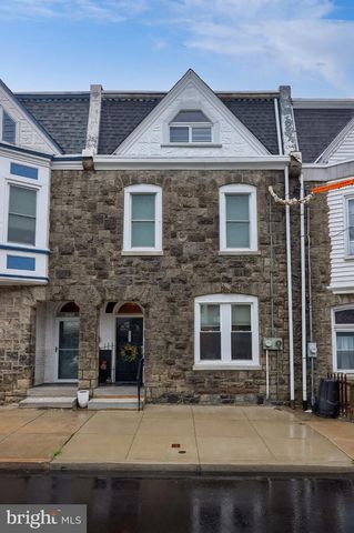 3832 MANAYUNK AVE, Philadelphia, PA 19128