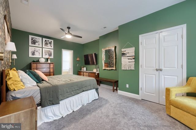 3832 MANAYUNK AVE, Philadelphia, PA 19128