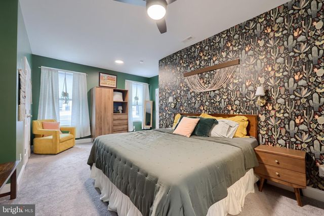 3832 MANAYUNK AVE, Philadelphia, PA 19128