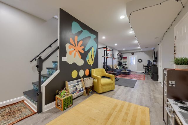 3832 MANAYUNK AVE, Philadelphia, PA 19128