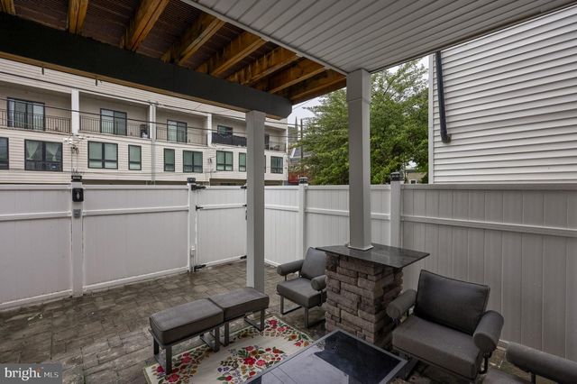 3832 MANAYUNK AVE, Philadelphia, PA 19128
