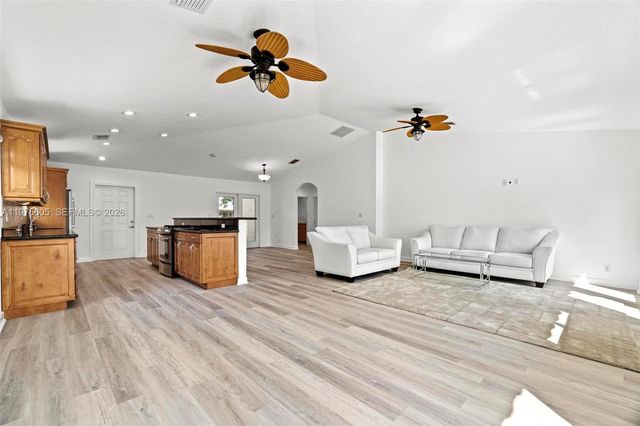 947 Nautilus Isle 0, Dania Beach, FL 33004