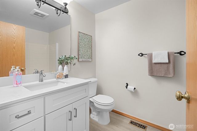 1611 NE Perkins, Shoreline, WA 98155