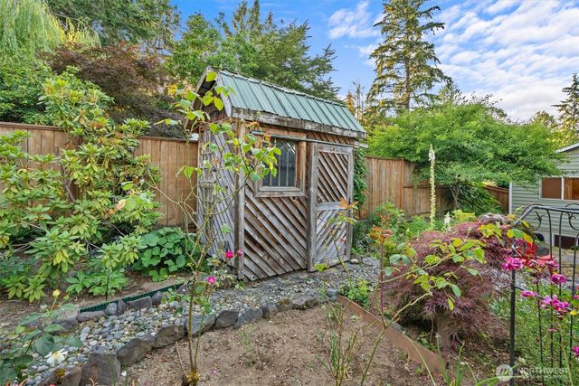 1611 NE Perkins, Shoreline, WA 98155