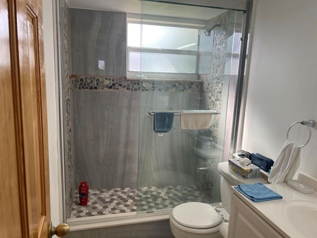 225 Bonnie Boulevard 211, Palm Springs, FL 33461