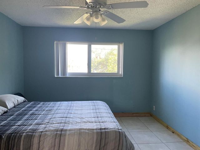 225 Bonnie Boulevard 211, Palm Springs, FL 33461
