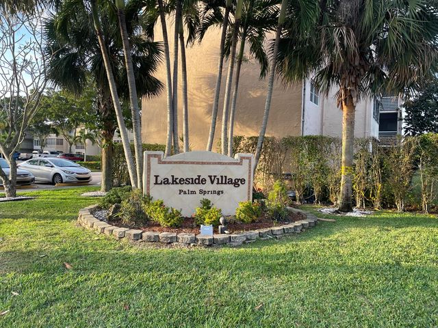 225 Bonnie Boulevard 211, Palm Springs, FL 33461