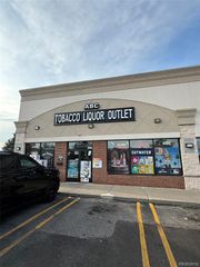 34746 Plymouth, Livonia, MI 48150