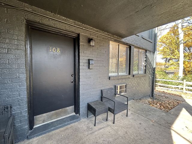 550 Harding Pl Apt B108, Nashville, TN 37211
