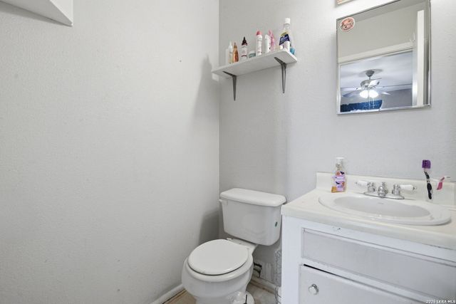 554 Park Village, San Antonio, TX 78227