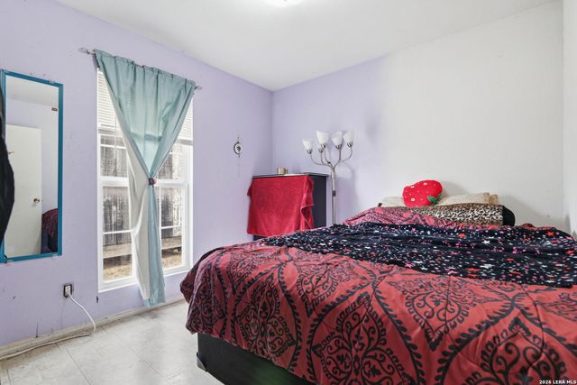 554 Park Village, San Antonio, TX 78227