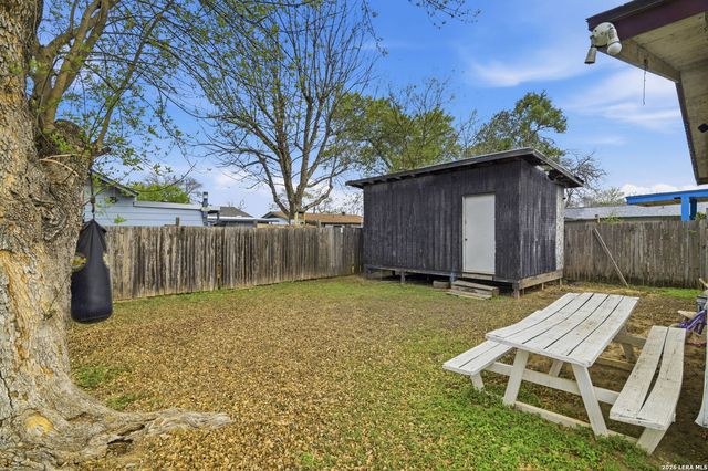 554 Park Village, San Antonio, TX 78227