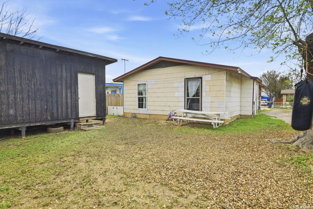 554 Park Village, San Antonio, TX 78227