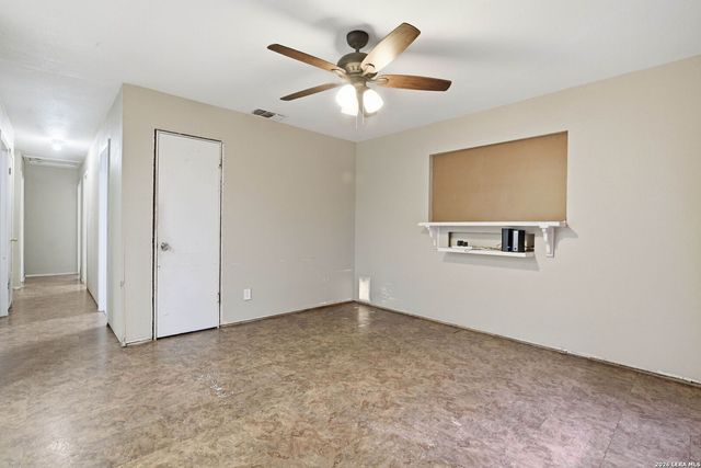 554 Park Village, San Antonio, TX 78227