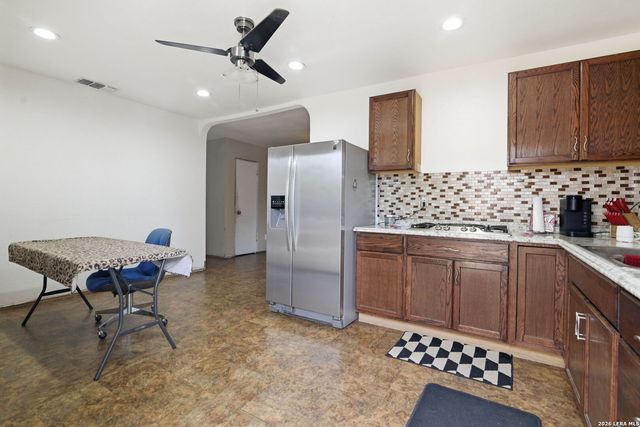 554 Park Village, San Antonio, TX 78227