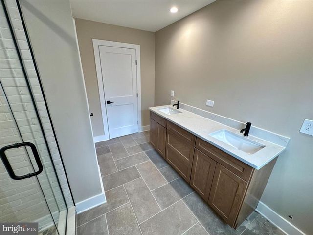 101 Lindbergh Circle, Penn Forest Twp, PA 18210