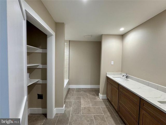 101 Lindbergh Circle, Penn Forest Twp, PA 18210