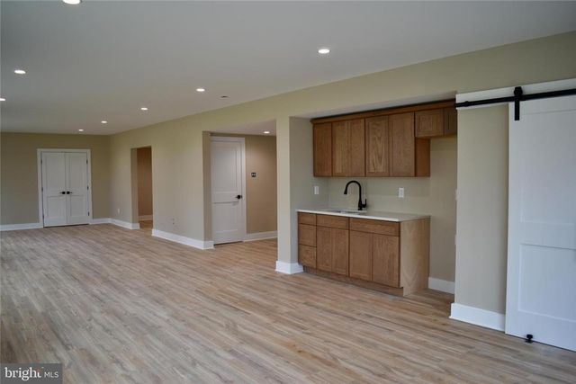 101 Lindbergh Circle, Penn Forest Twp, PA 18210